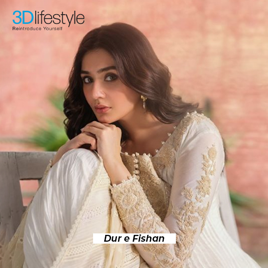 Dur-e-Fishan-jawline